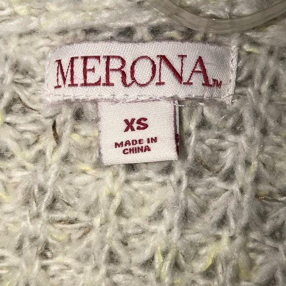 Sweater - Picture 3 of 3